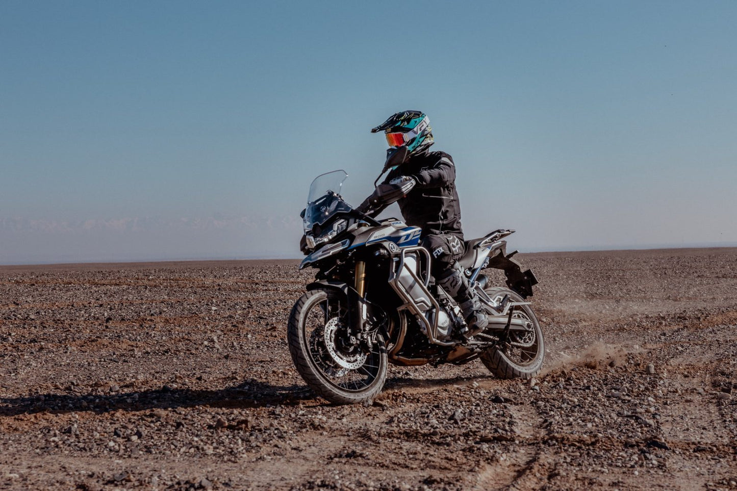 DS900X - Full Size Adventure Motorcycle - Epic Motorcycles