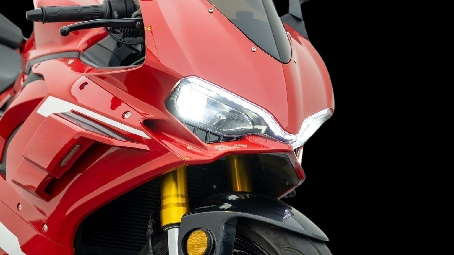 SV778 TCS Super Veneno - Epic Motorcycles