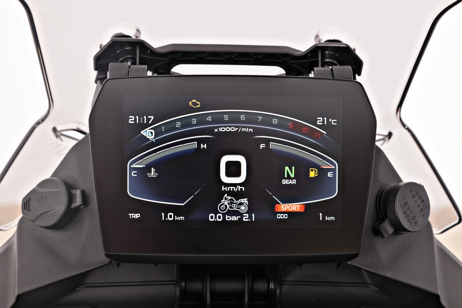 DS900X - Full Size Adventure Motorcycle - Epic Motorcycles 